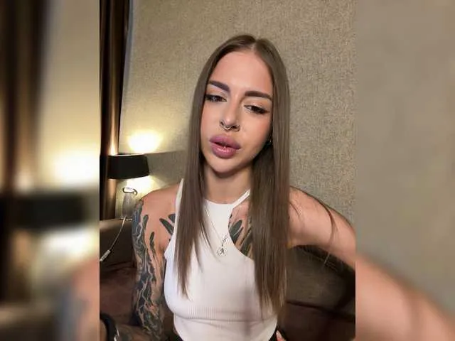 Adelaida1001 – webcam model profile photo Image 8