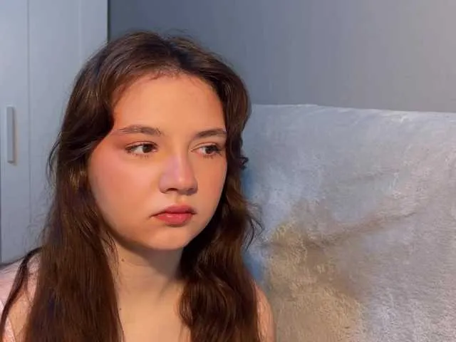 Rinamay_ – webcam model profile photo Image 5