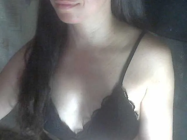iam_eli – webcam model profile photo Image 8