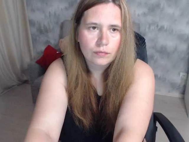 hina_porn – webcam model profile photo Image 7