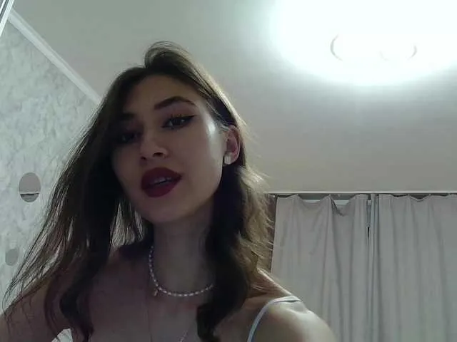 hina_porn – webcam model profile photo Image 5