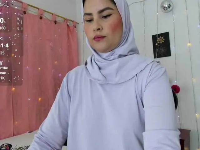 AishaAmin Image 13