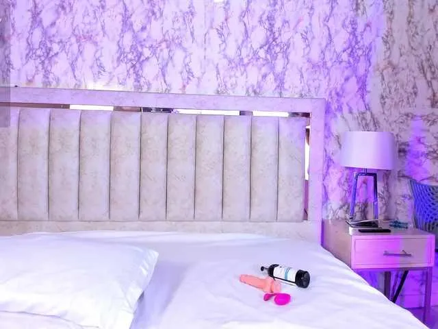 alaia_alegria – webcam model profile photo Image 9