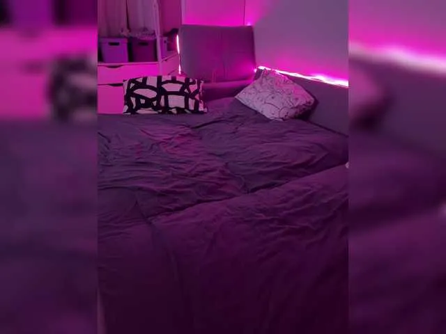 lilith_santiago27 – webcam model profile photo Image 12