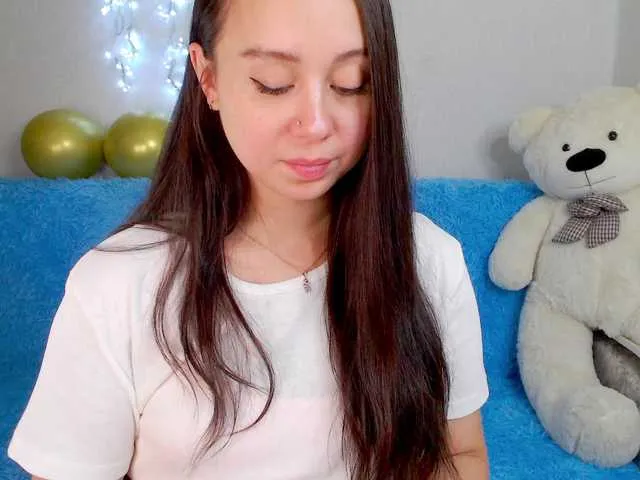 AlisiaShtorm – webcam model profile photo