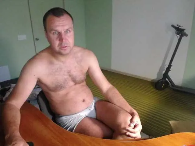 _favorite_ – webcam model profile photo Image 14