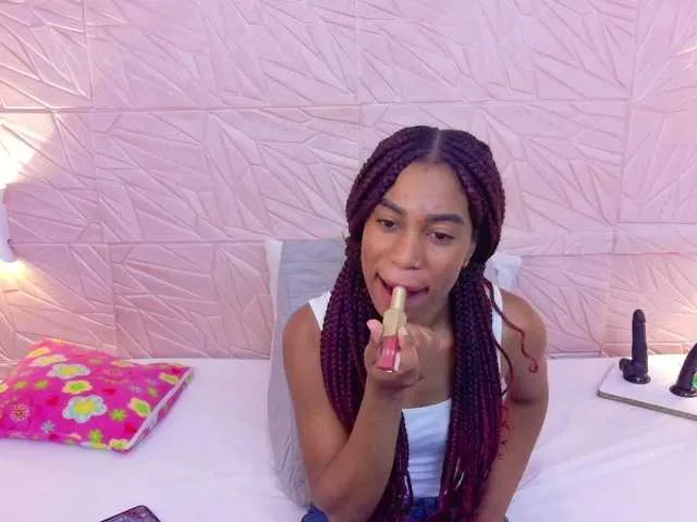 miabellee_ – webcam model profile photo Image 10