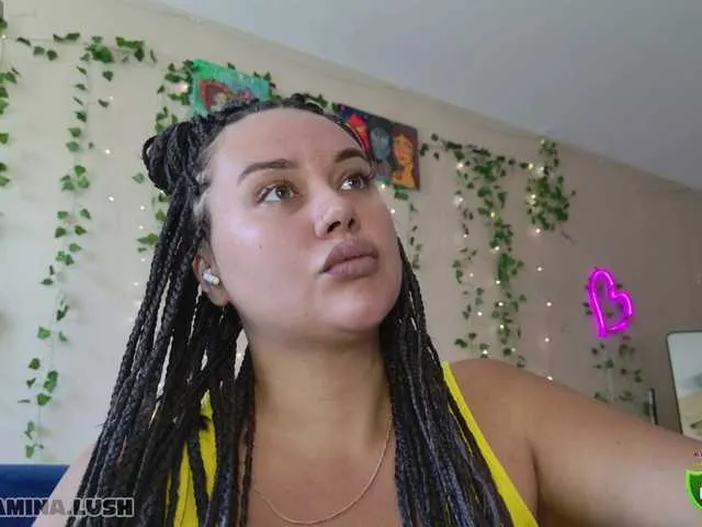 vittoria__rossi – webcam model profile photo Image 12