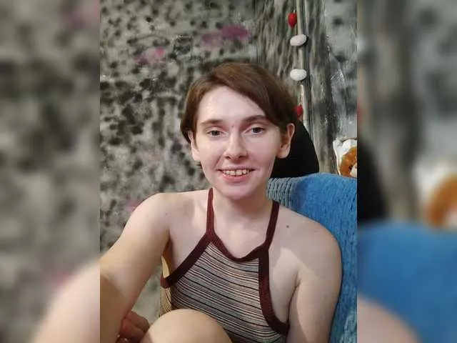 millemimi – webcam model profile photo Image 6