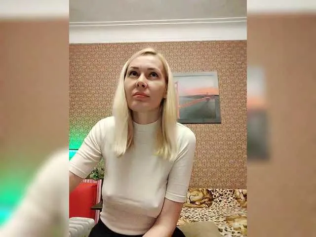 ellie_fire – webcam model profile photo Image 4