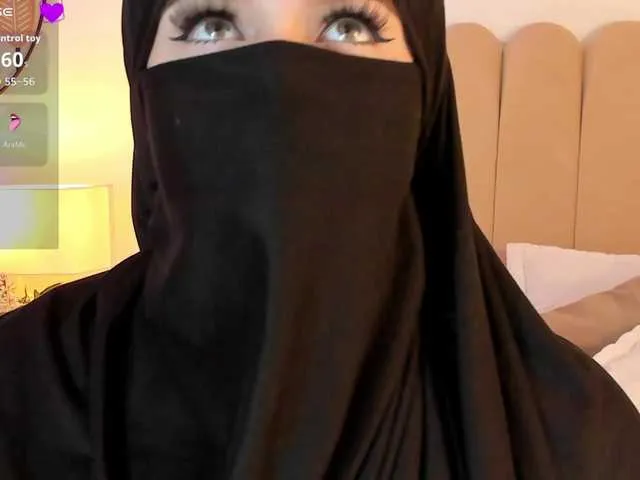 ana_love_b – webcam model profile photo Image 17