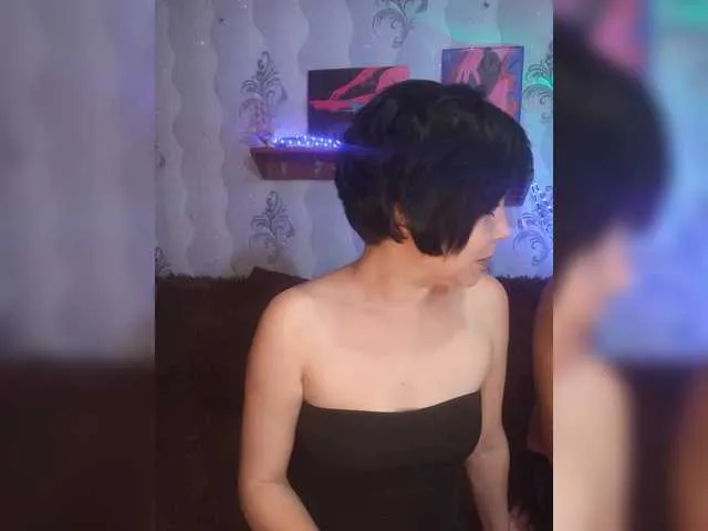 yueyue2003 – webcam model profile photo Image 13
