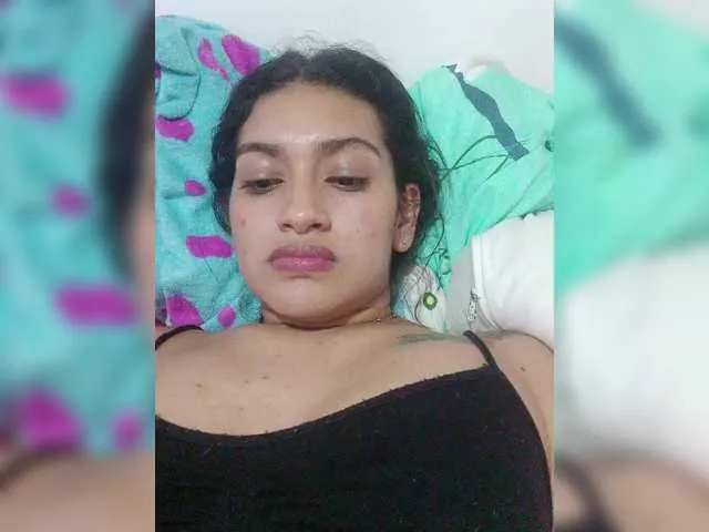 hina_porn – webcam model profile photo Image 6