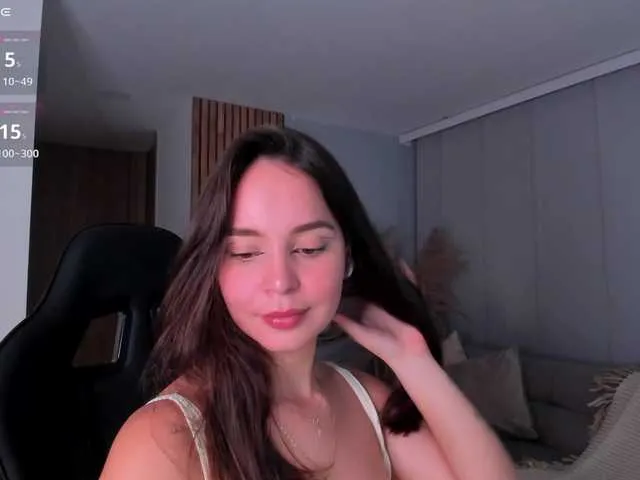 AnnieeHall – webcam model profile photo