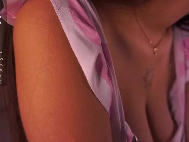 Prueberry – webcam model profile photo Image 12