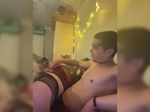 Anallovess – webcam model profile photo Image 2