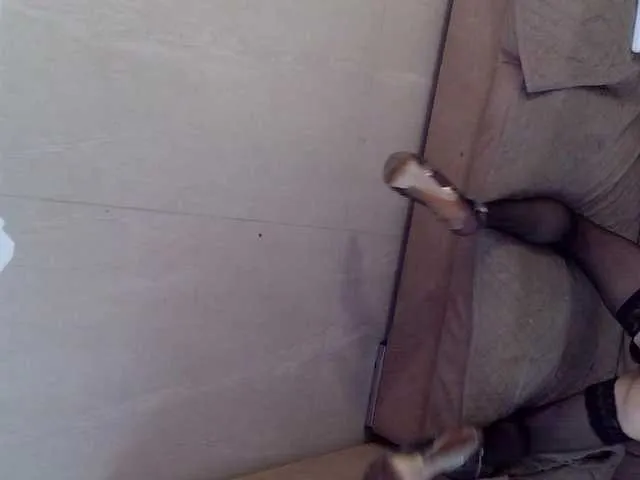 poisonn_girll – webcam model profile photo Image 10