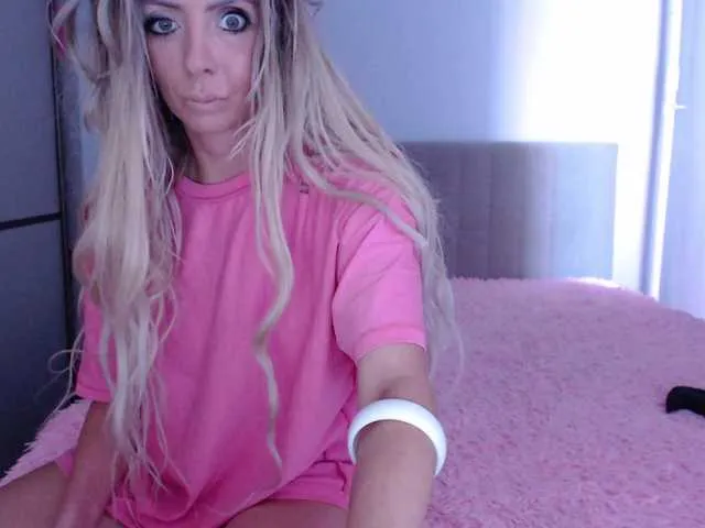 auroralovejoy – webcam model profile photo Image 15