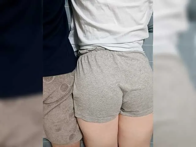 hina_porn – webcam model profile photo Image 5
