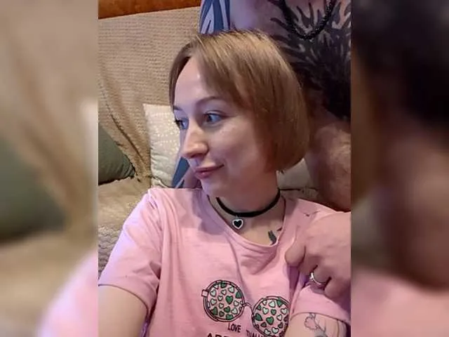 Anallovess – webcam model profile photo Image 12