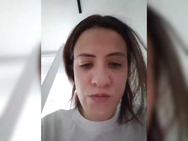 SunnyShiney – webcam model profile photo Image 14