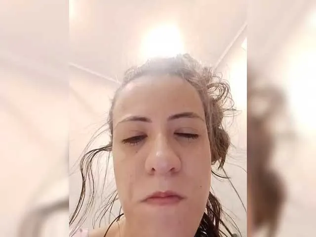 SunnyShiney – webcam model profile photo Image 2