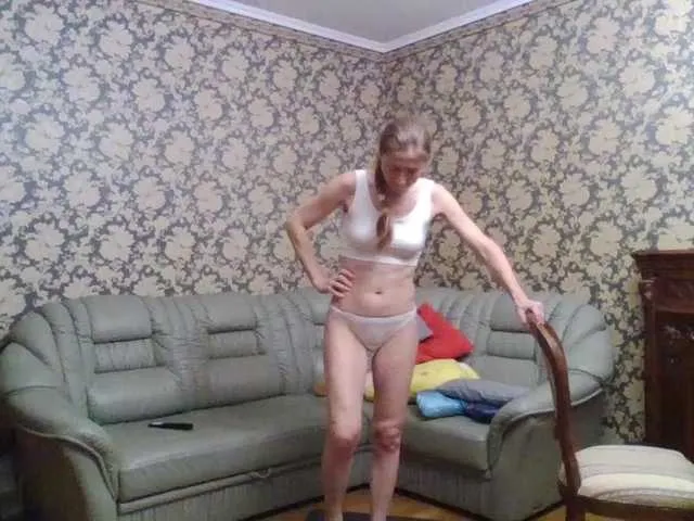 elisonni – webcam model profile photo Image 12