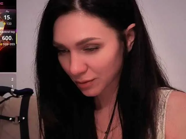 hina_porn – webcam model profile photo Image 17