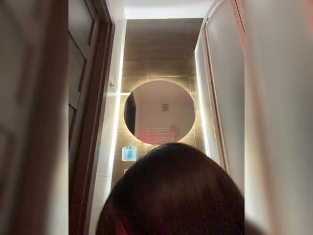 annielight – webcam model profile photo Image 14