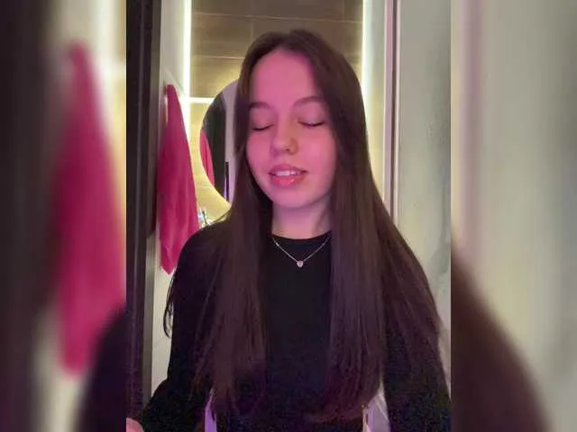 annielight – webcam model profile photo Image 7