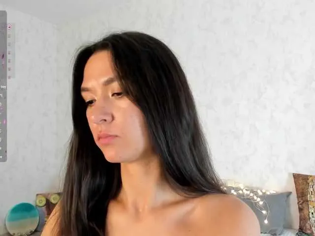 miraskyy – webcam model profile photo Image 10