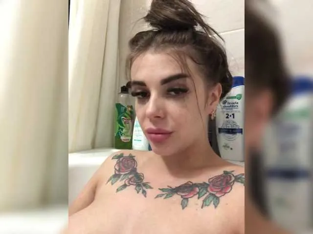 scarlett25__ – webcam model profile photo Image 9