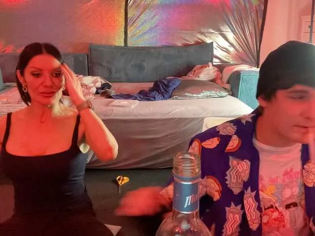 anaids_dam – webcam model profile photo Image 9