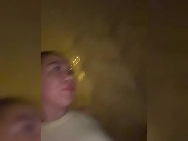 alana15 – webcam model profile photo Image 4