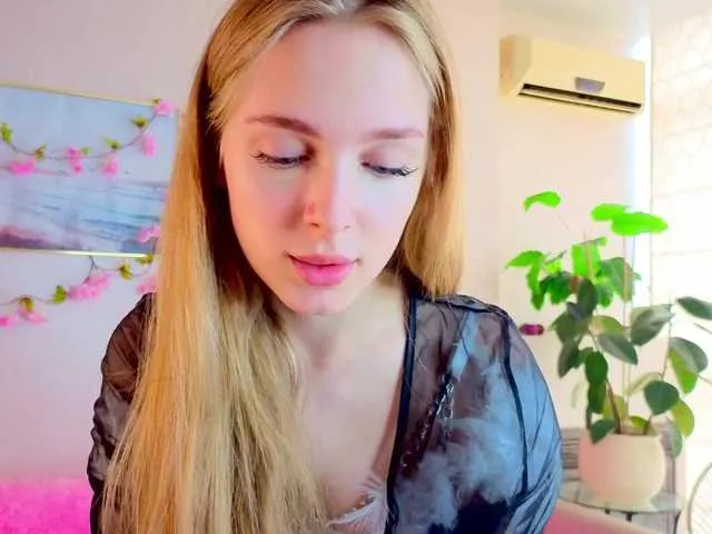 alana_glasses – webcam model profile photo Image 15