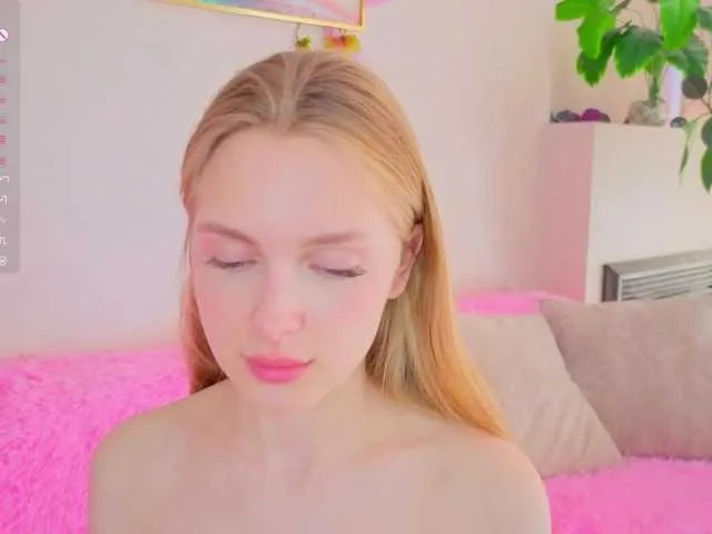 alana_glasses – webcam model profile photo Image 18