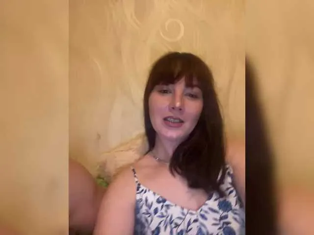 violetmist666 – webcam model profile photo Image 7