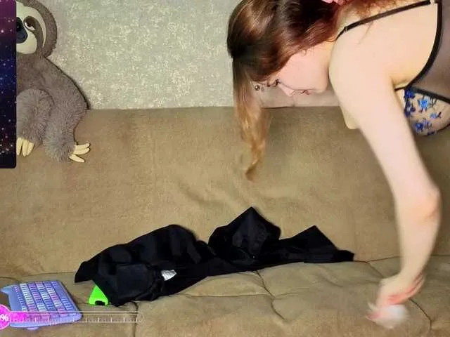 alicentity – webcam model profile photo Image 2