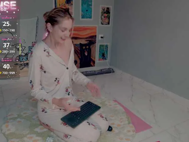 Blonde_sexy21 – webcam model profile photo Image 12