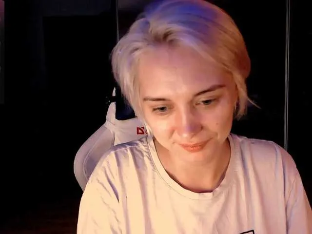 Ritusri_Dotta – webcam model profile photo Image 9