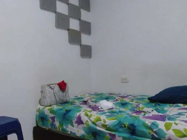 mayadashaaa – webcam model profile photo Image 4