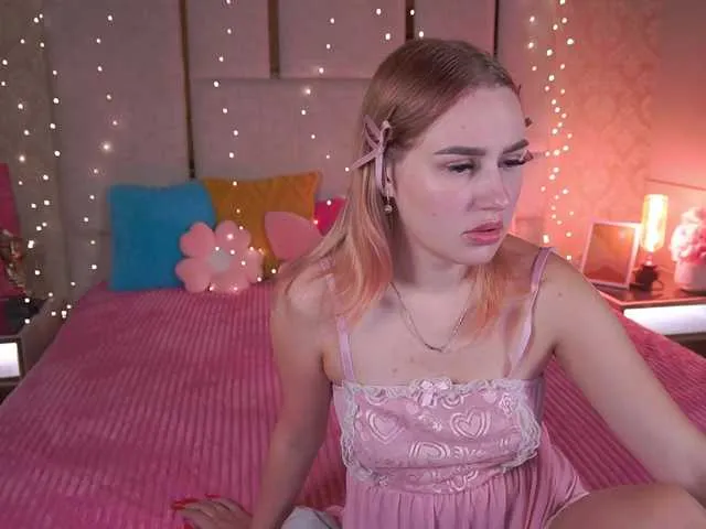 AlexNikaaa1815 – webcam model profile photo Image 4