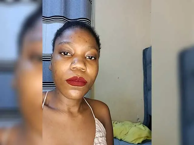 squirtpro – webcam model profile photo Image 15