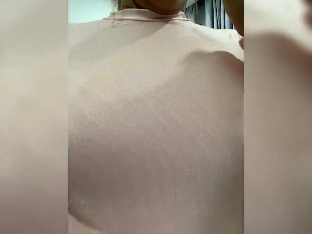 luckrose – webcam model profile photo Image 17