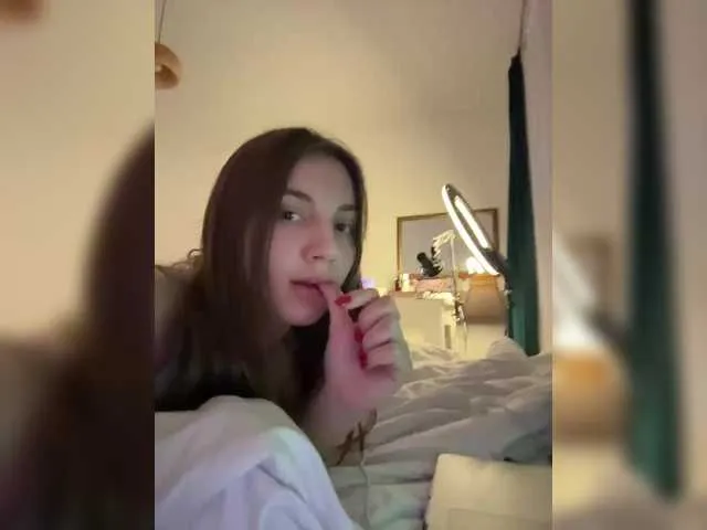 faplex – webcam model profile photo Image 15