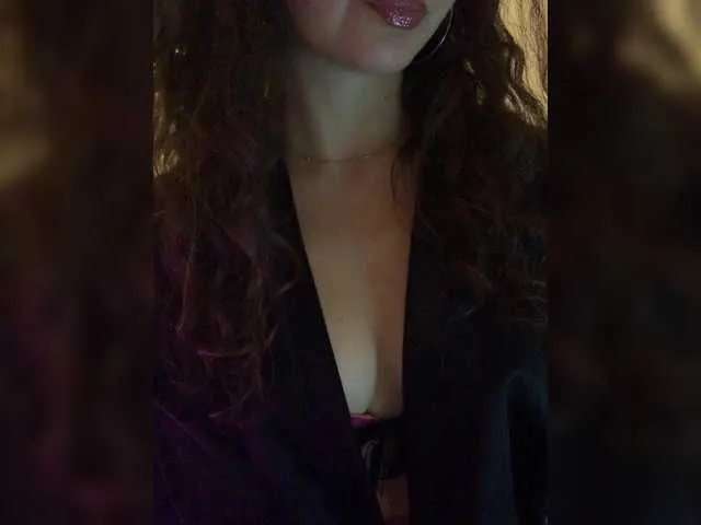 umi_umi_7 – webcam model profile photo Image 18