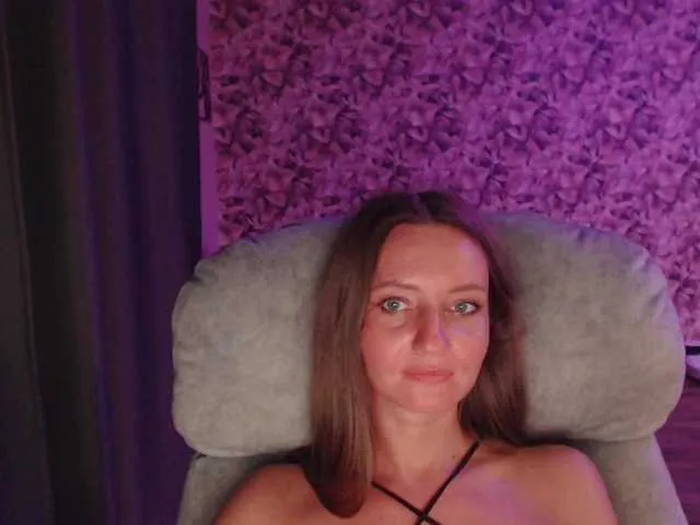 MollySunders – webcam model profile photo Image 12