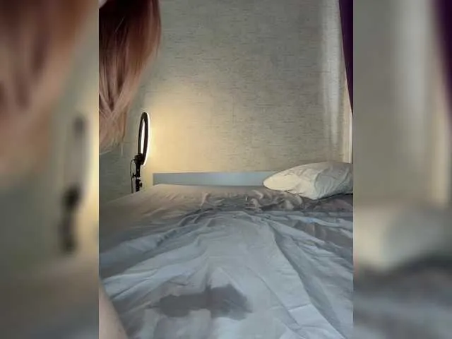 PinkyPai – webcam model profile photo Image 6