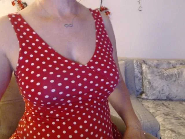 _taylormoon – webcam model profile photo Image 6