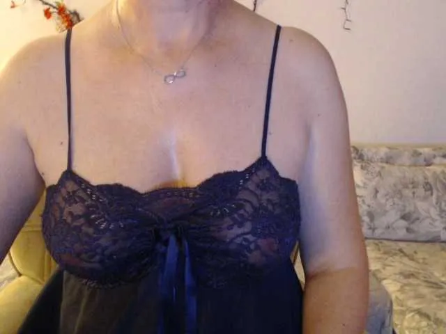 _taylormoon – webcam model profile photo Image 7